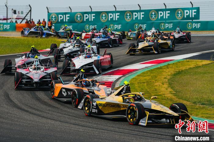 2024 FE电动方程式上海站落幕：埃文斯与达科斯塔