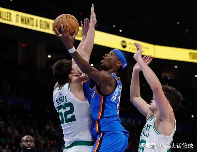 NBA常规赛多场焦点战揭晓排名格局 太阳雄鹿陷连