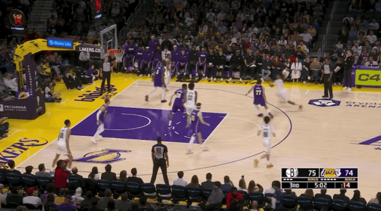 东契奇砍41分难救主 湖人主场力克篮网终结对手