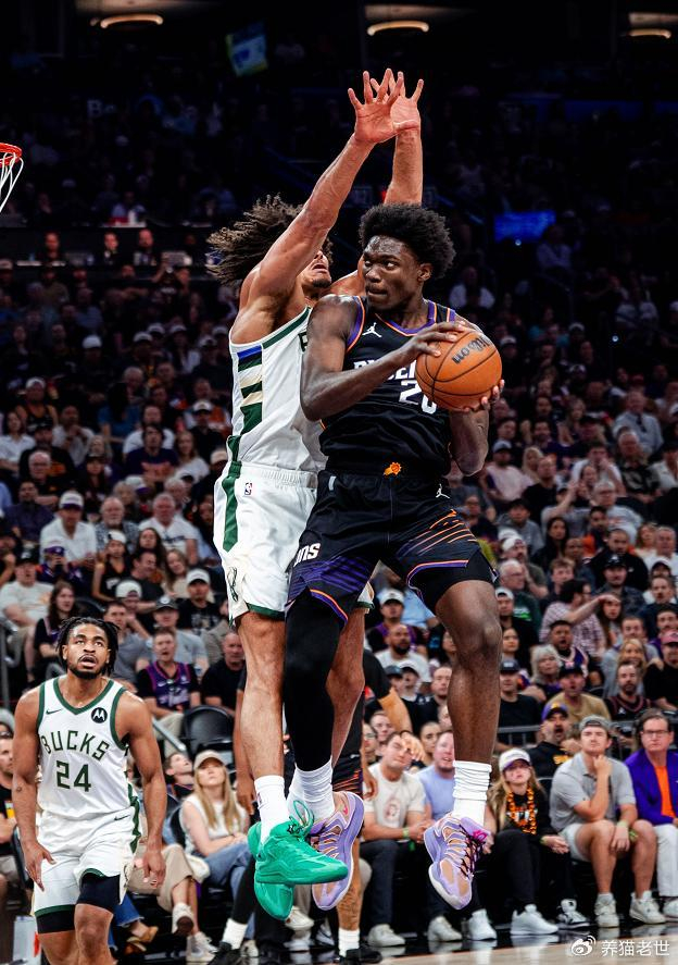 字母哥缺阵雄鹿力克太阳 布克梦游难救主队