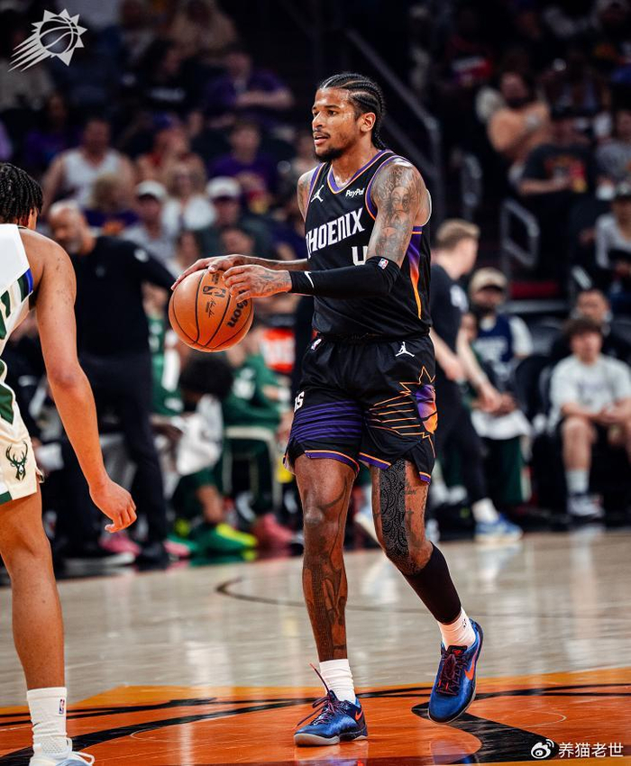 字母哥缺阵雄鹿力克太阳 布克梦游难救主队